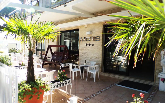 Hotel Meris
