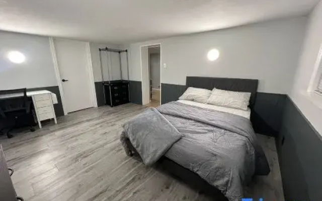 Prime Location Studio with Separate amenities