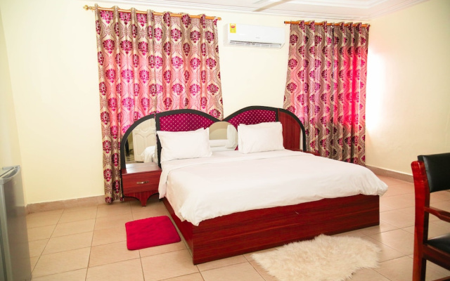 Hills Haven Hotel