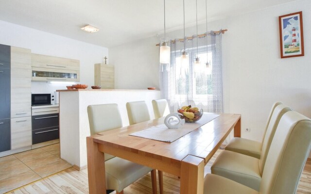 Stunning Home in Sinj With 2 Bedrooms, Wifi and Outdoor Swimming Pool