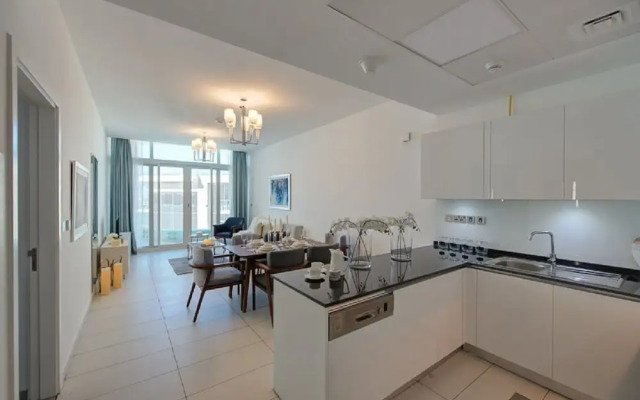 Airbetter- Dubai Palm Royal Bay Sea Face