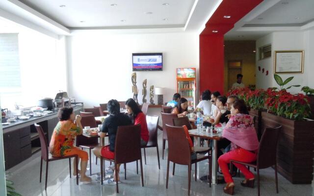 Collection O Pasteur Near Paris Van Java Mall Formerly Sweet Karina