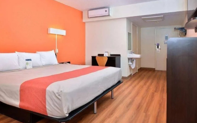 Days Inn by Wyndham Brawley