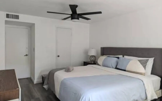 Pool Parking 2 Bedroom Retreat Sleeps 5