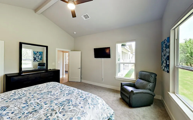 305 Spicewood - 3 Br Home