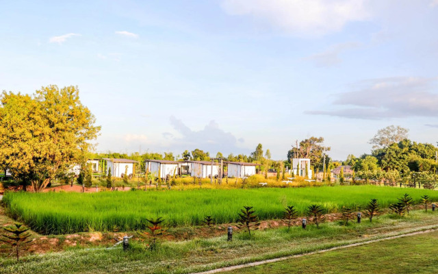 Mae On Village Resort