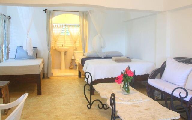 Surfbreak Cabarete Surf & Yoga Resort