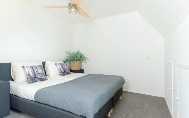 Luxury group accommodation for 14 people