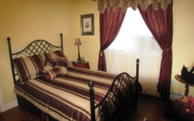 Harbor Gardens Inn