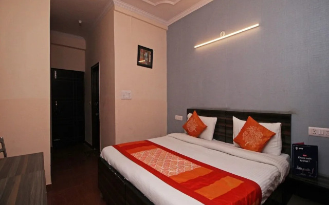 Hotel City Rooms Greater Noida by OYO Rooms