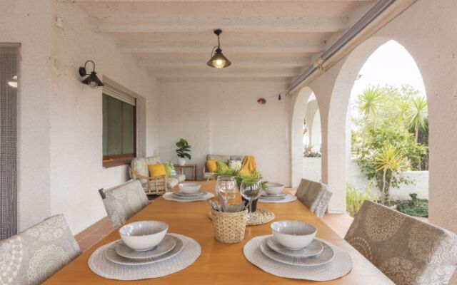 House Lucky Deltebre