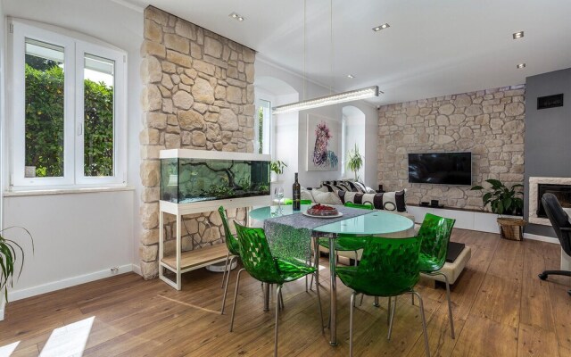 Stunning Apartment in Opatija With Wifi and 2 Bedrooms