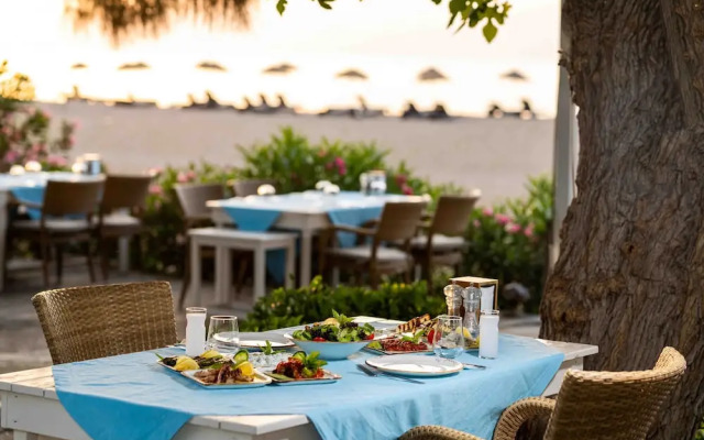 Etenna Beach Bungalows