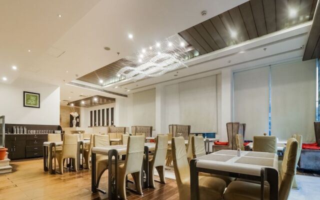 Capital O 26201 Hotel Jagrati Lords Inn