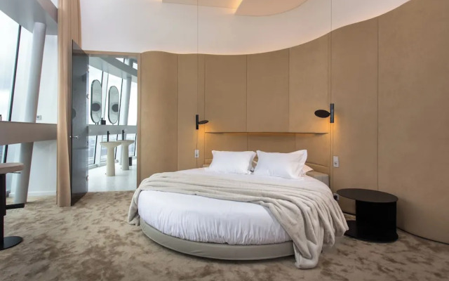 Vilnius TV Tower Apartments DEBESYS
