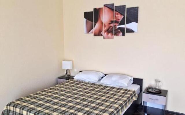 Guest house on Razdelnaya 17