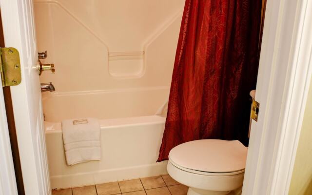 Whispering Pines 352hc