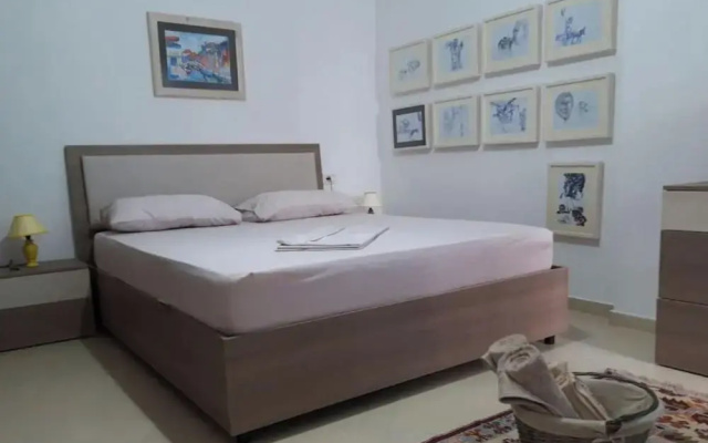 2 Bed Apt Sleeps 6 -balcony - 5-mins From Seaside