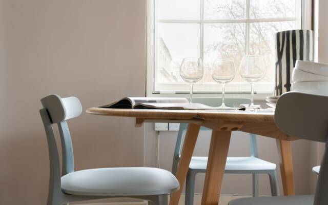 The Holland Park Escape - Modern & Central 2BDR Flat