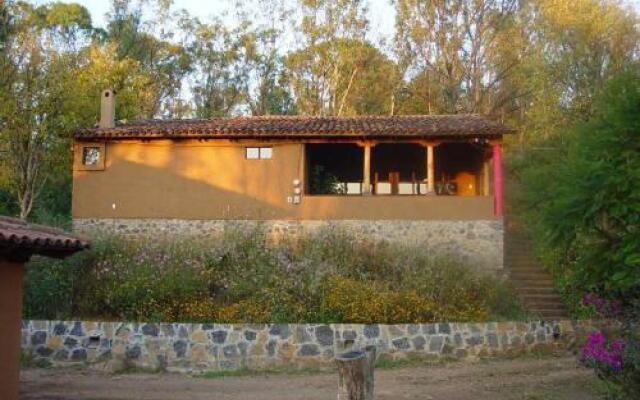 Villa Patzcuaro Garden Hotel & RV Park