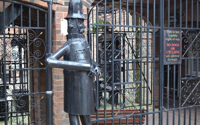 The Exchange Coach House Inn