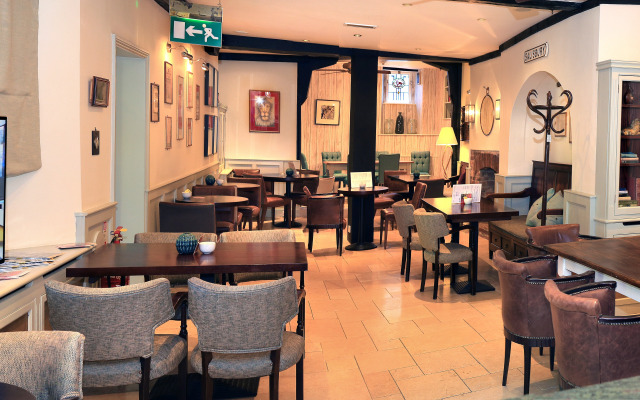 Best Western Red Lion Hotel