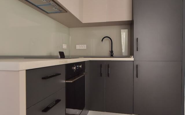 Wave 3 Promenada Apartments