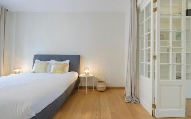 Bright 1 bedroom flat near European Institutions
