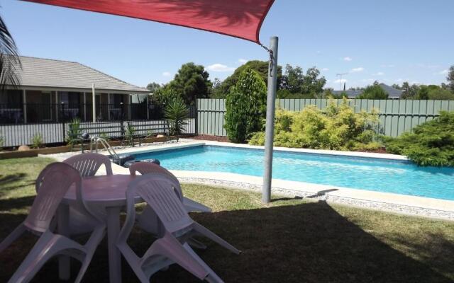 Culcairn Motor Inn