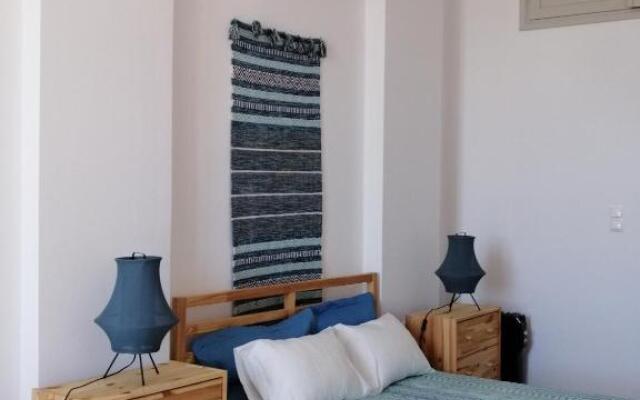 Aegina Port Apt 4