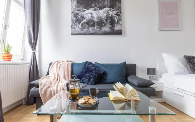 Yeshello Vienna Central Station Apartment