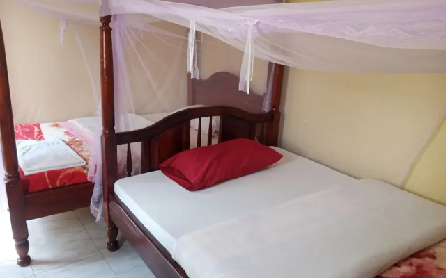 Kibale Eco Home