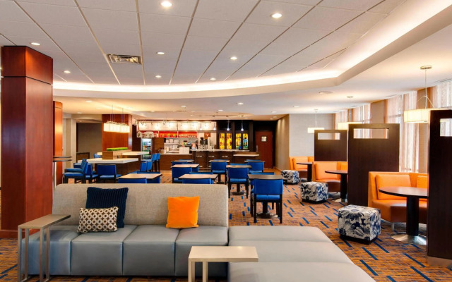 Courtyard by Marriott Chicago Schaumburg/Woodfield Mall