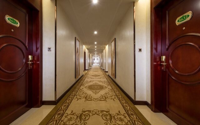 Vienna Hotel Shanwei Lufeng Jieshi Bus Station Branch