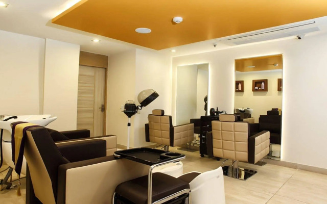 Nidhivan Sarovar Portico Vrindavan