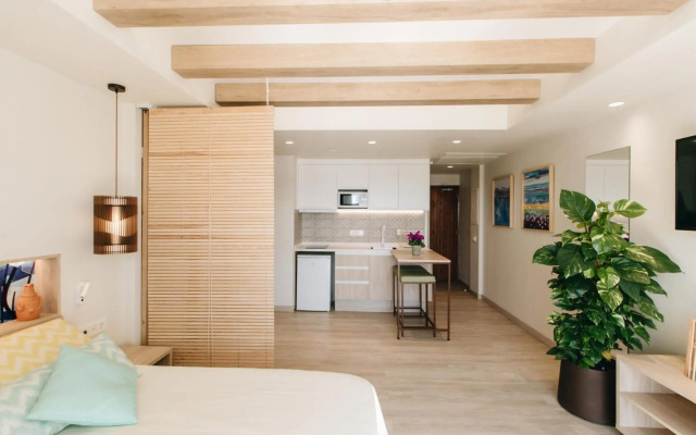 The White Apartments by Ibiza Feeling - Adults Only