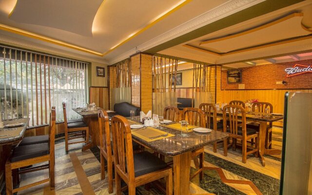 Gupta's Hotel By Oyo Rooms