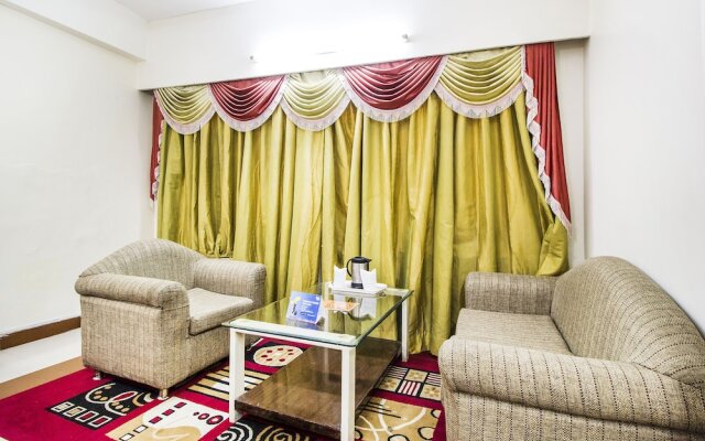 FabHotel Mayfair Inn