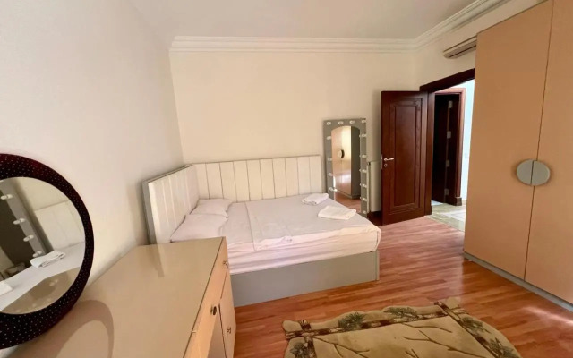 MB 2 Palace New Marina El Gouna