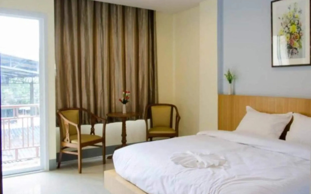 The Impress Sisaket