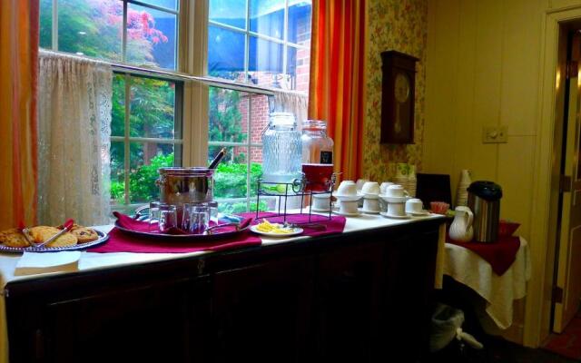 Brandywine River Hotel