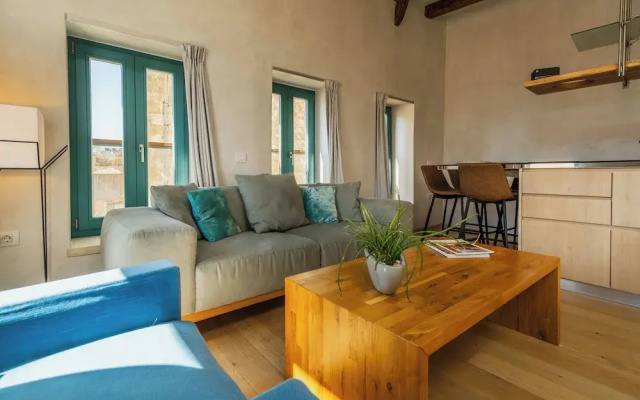 Panaretos Deluxe Maisonette
