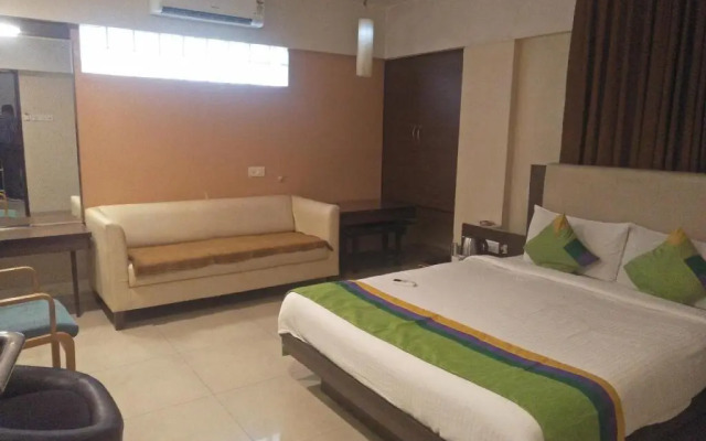 Hotel Basera