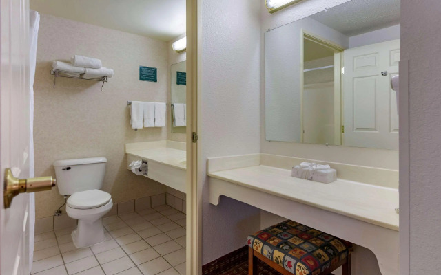 Clarion Suites at the Alliant Energy Center