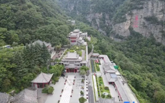 Qiongtai Hotel