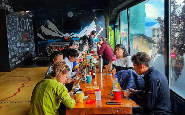 Moving Hostel Travel