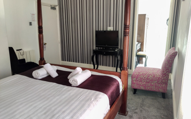 Wentworth House Hotel