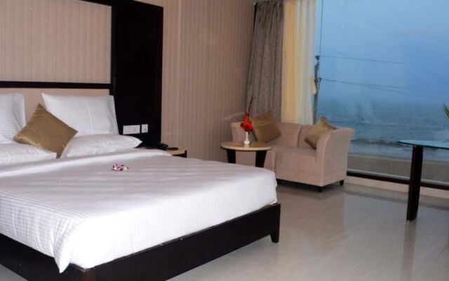 Hotel East West