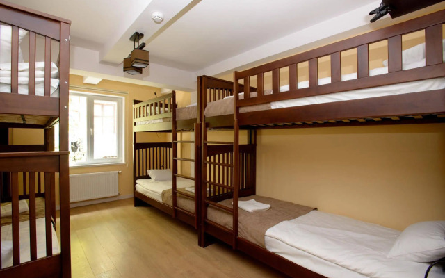 Gar'is Hostel Lviv