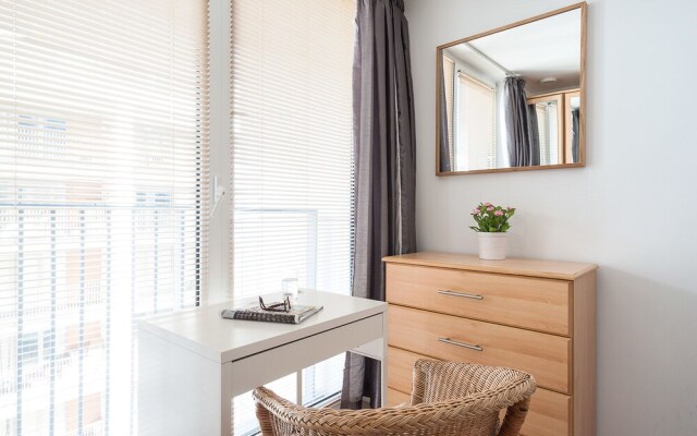 3BR Flat Near London City, With Stunning Views